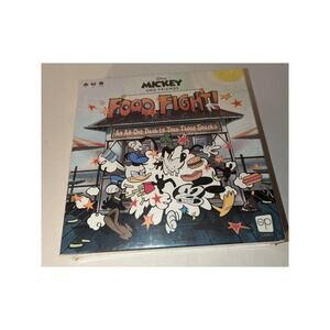 Disney Mickey and Friends Food Fight Dash to Toss Those Snacks Game Sealed